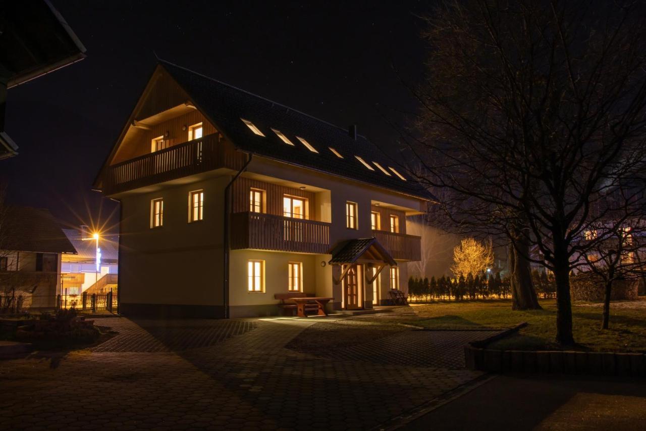 Apartments & Rooms Pr' Skalovc Bohinj Luaran gambar