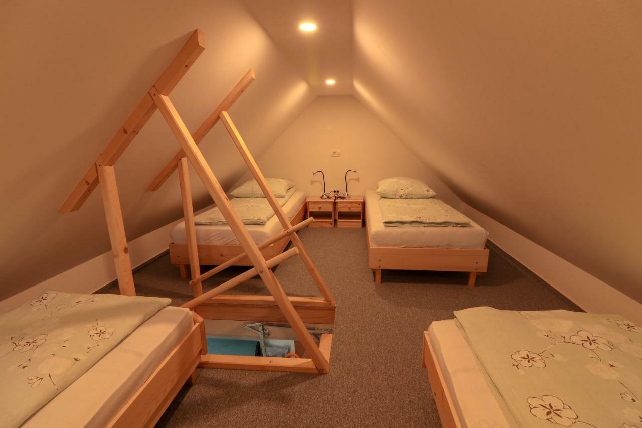 Apartments & Rooms Pr' Skalovc Bohinj Luaran gambar